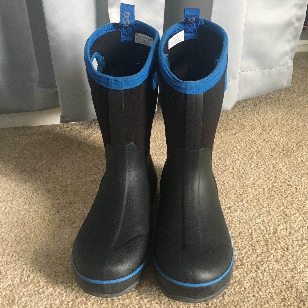 Snow Boots